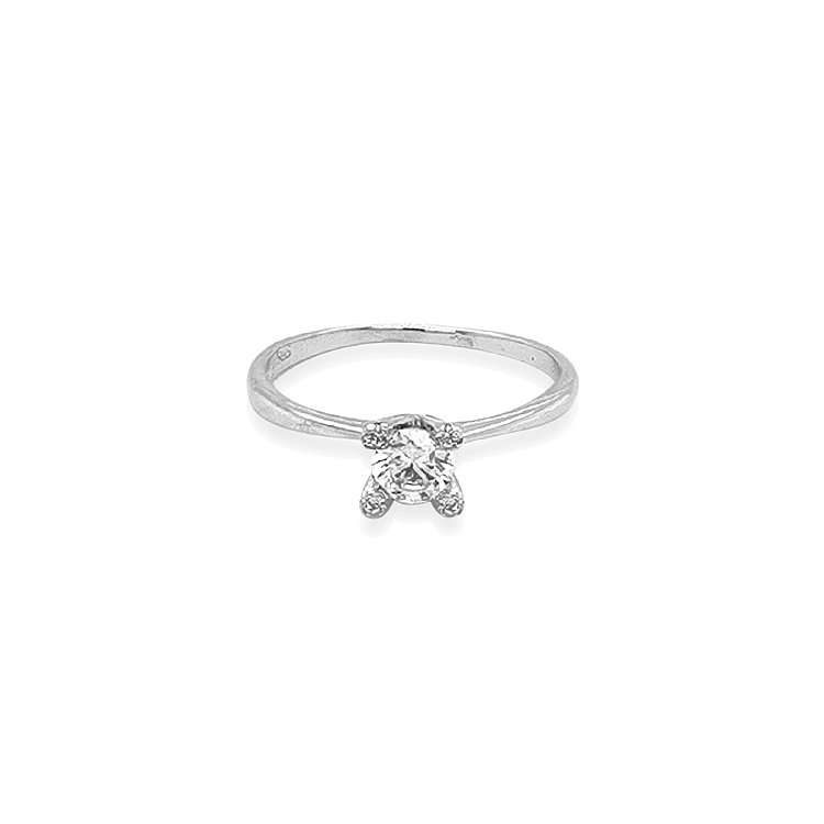Nhẫn đính hôn bằng vàng với đá zircon