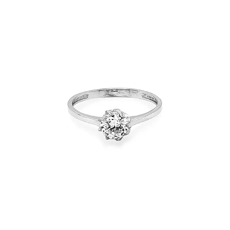 Nhẫn đính hôn bằng vàng với đá zircon