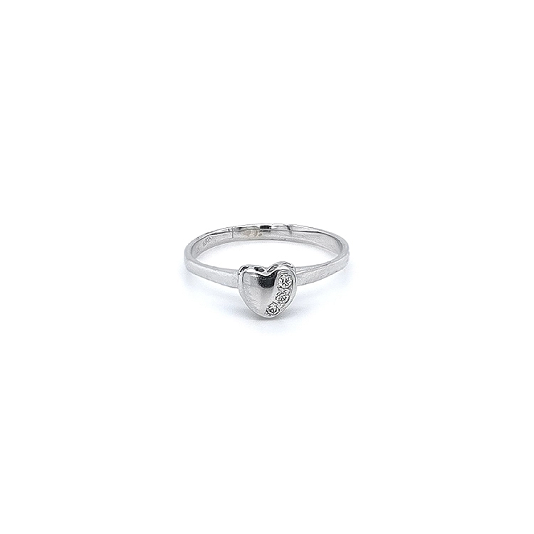 Nhẫn hình trái tim với vàng trắng và đá zircon