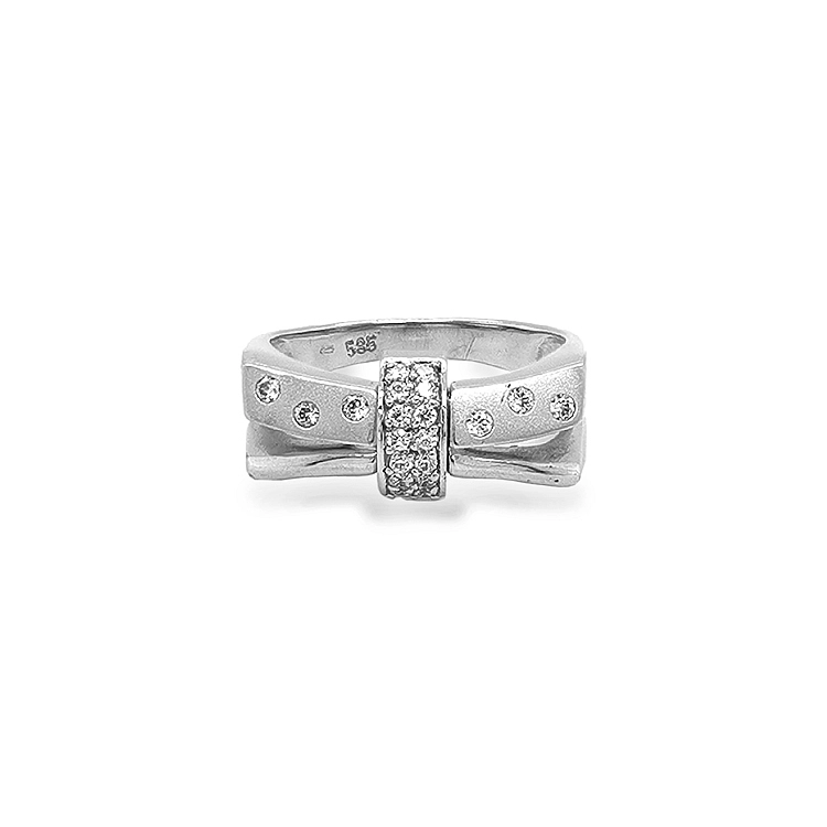 Nhẫn vàng đính đá zircon