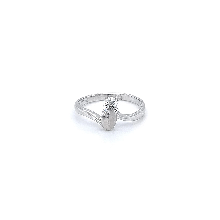 Nhẫn đính đá zircon từ vàng trắng