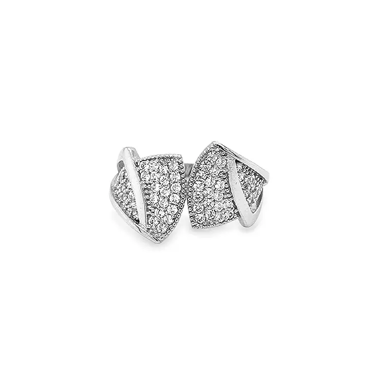 Nhẫn vàng đính đá zircon