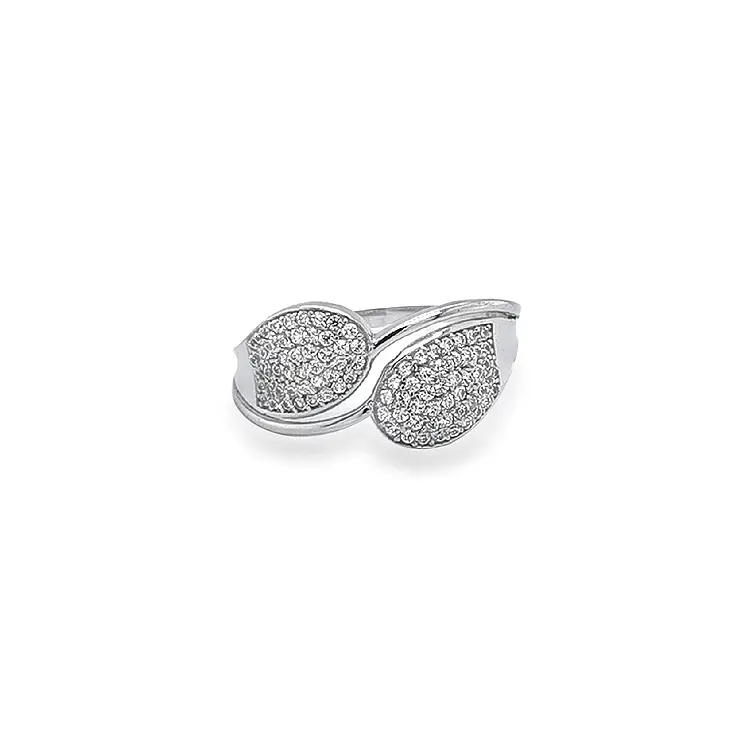 Nhẫn vàng đính đá zircon