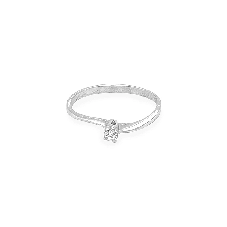 Nhẫn đính hôn bằng vàng với đá zircon