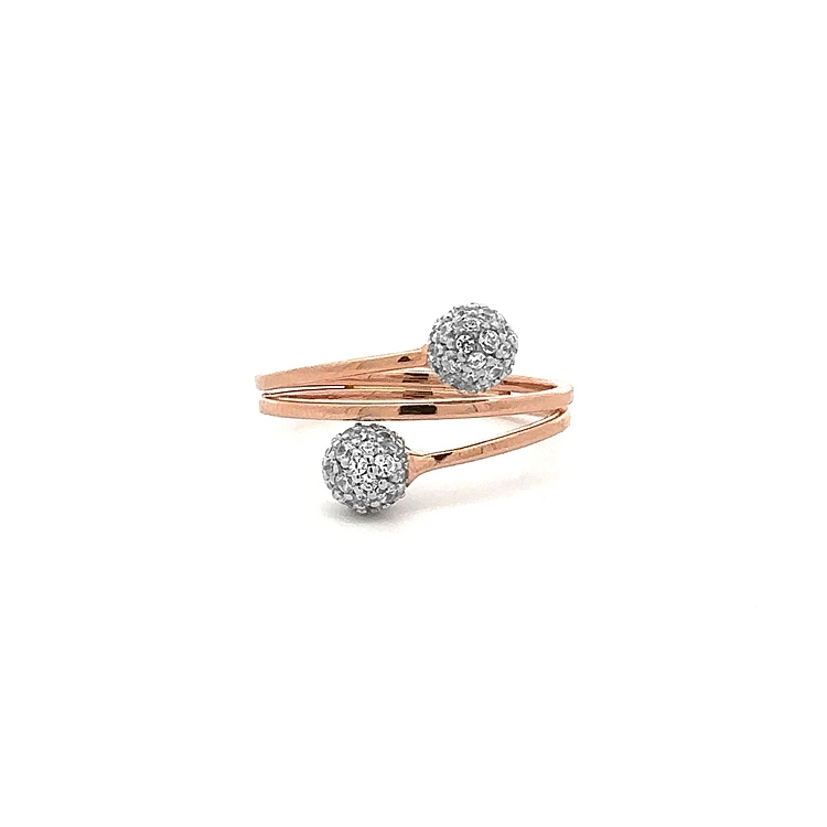 Nhẫn làm từ vàng hồng với đá zircon