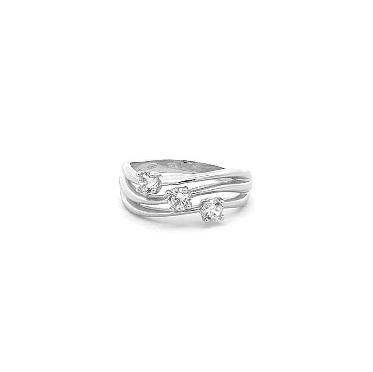 Nhẫn vàng đính đá zircon