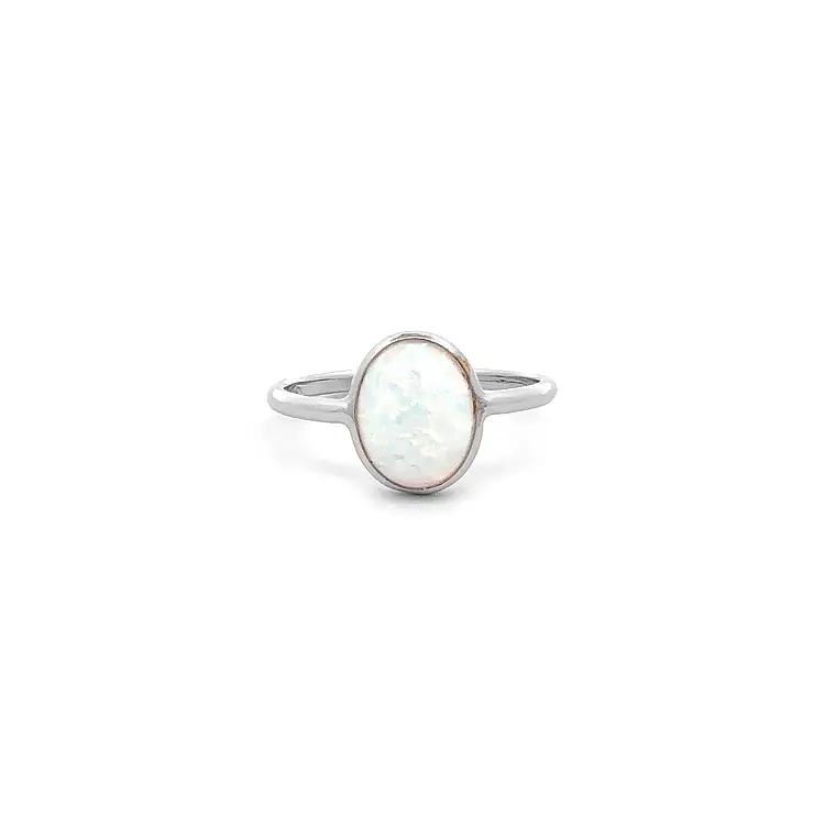 Nhẫn đính ngọc opal từ vàng trắng