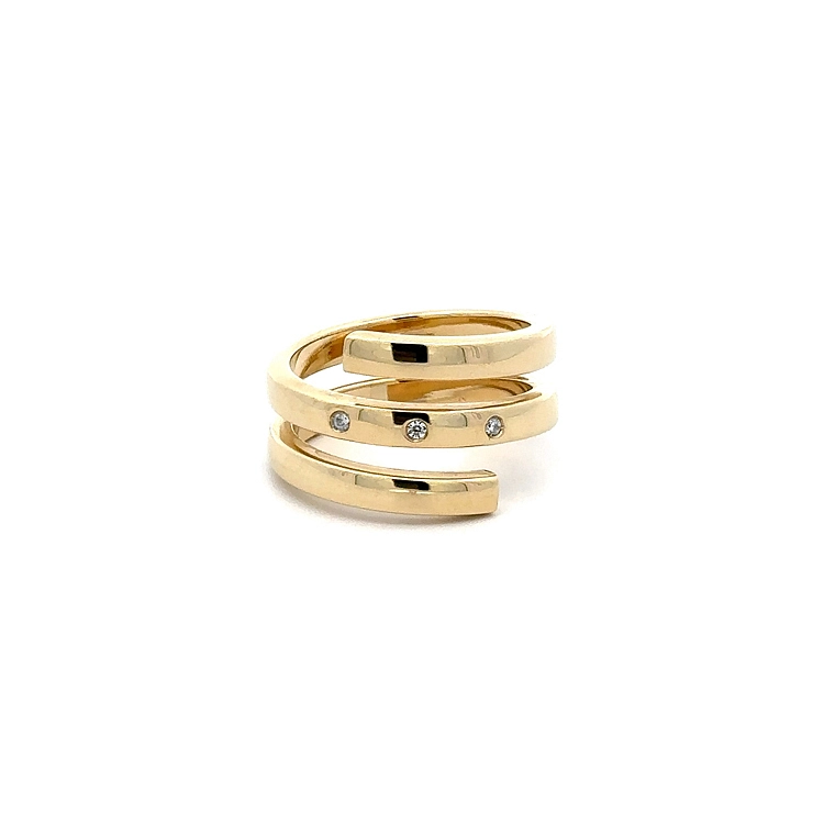 Nhẫn vàng đính đá zircon