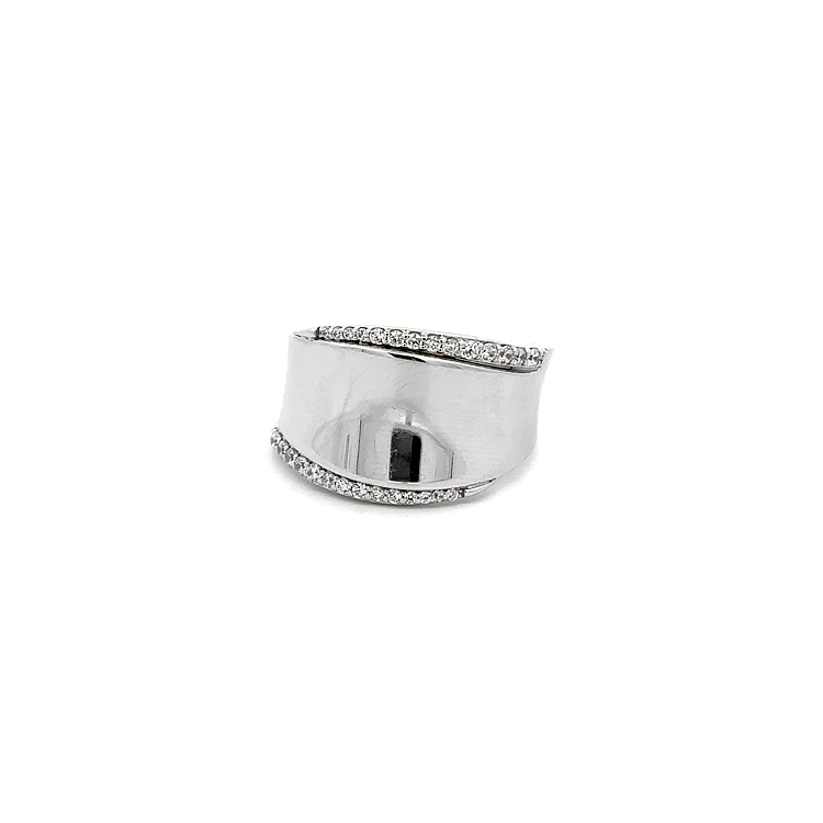 Nhẫn vàng trắng đính đá zircon trắng