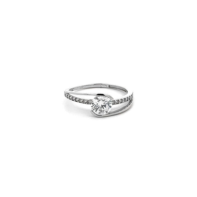 Nhẫn vàng trắng đính đá zircon trắng