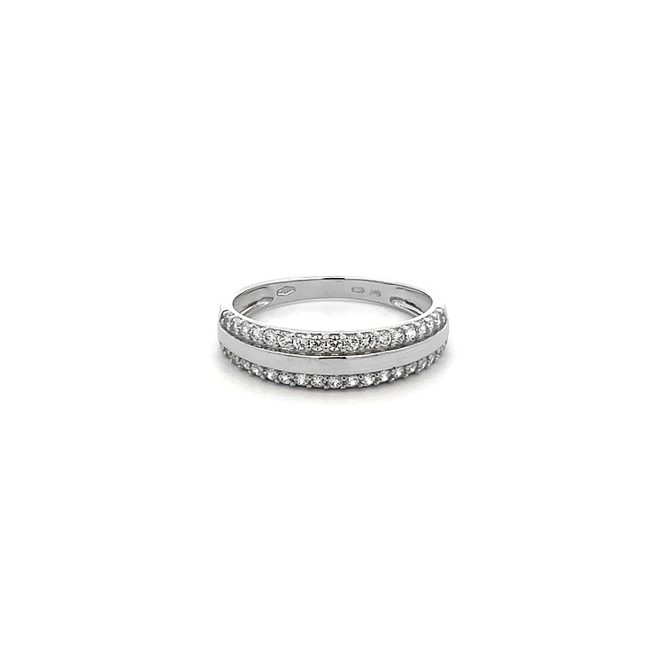 Nhẫn vàng trắng đính đá zircon trắng