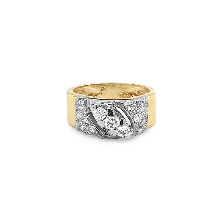 Nhẫn vàng đính đá zircon