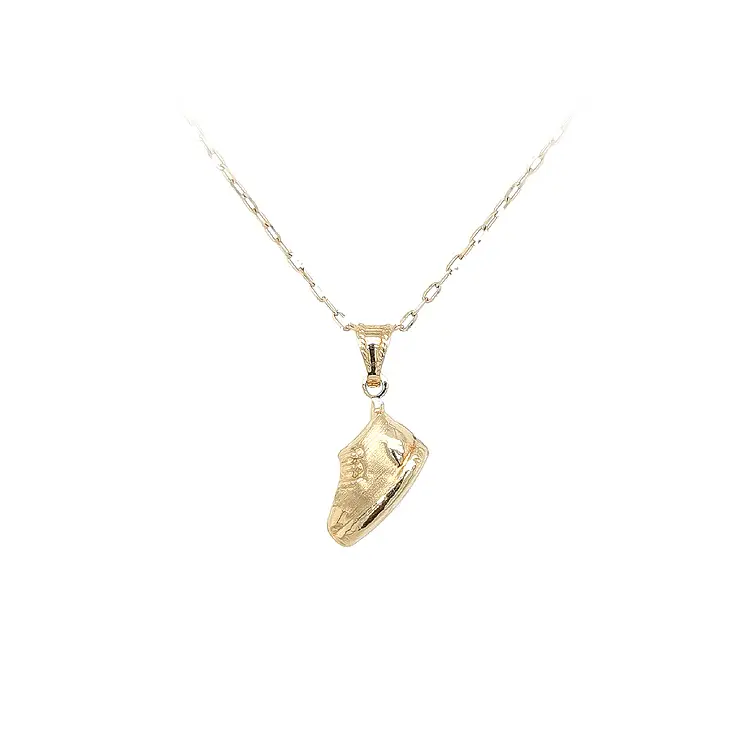 Vòng cổ hình giày vàng - Giày thể thao