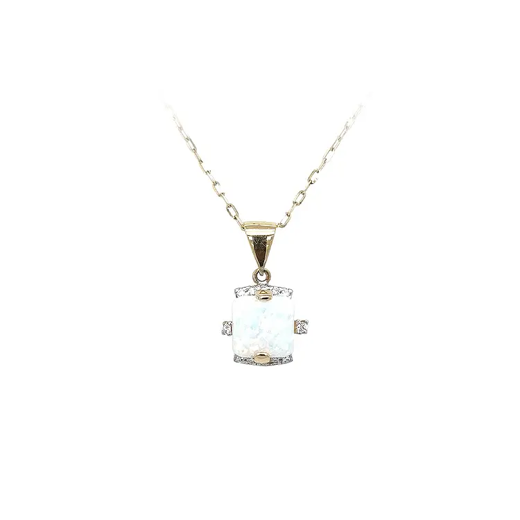 Mặt dây chuyền vàng đính ngọc opal và zircon