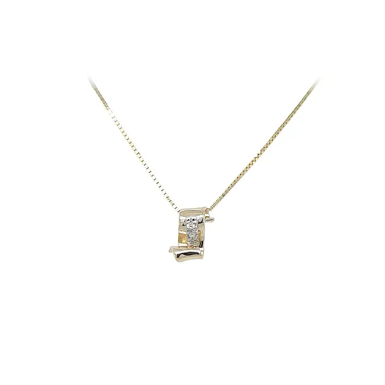 Mặt dây chuyền vàng đính đá zircon