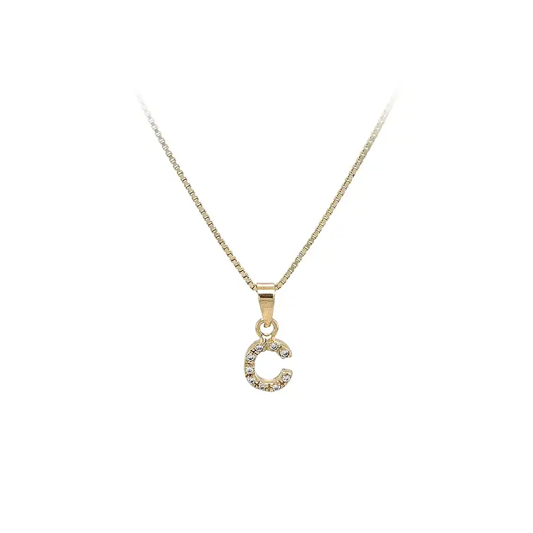 Mặt dây chuyền vàng có chữ C đính đá zircon