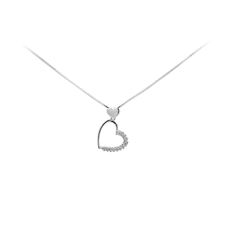 Mặt dây chuyền hình trái tim bằng vàng đính đá zircon