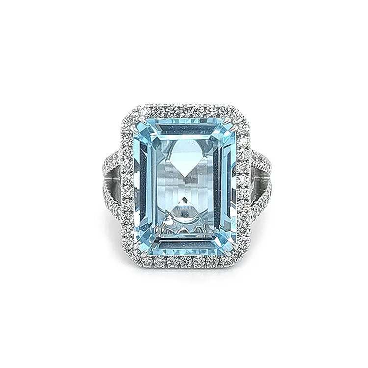 Nhẫn vàng đính đá aquamarine và kim cương