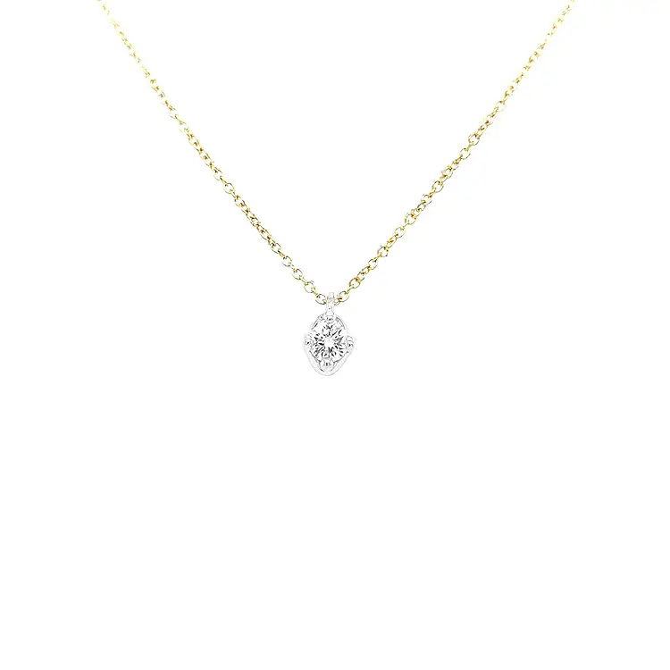 Mặt dây chuyền vàng đính kim cương