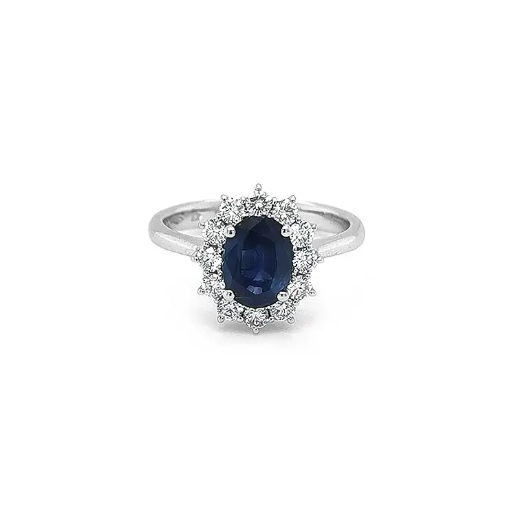 Nhẫn vàng đính sapphire và kim cương