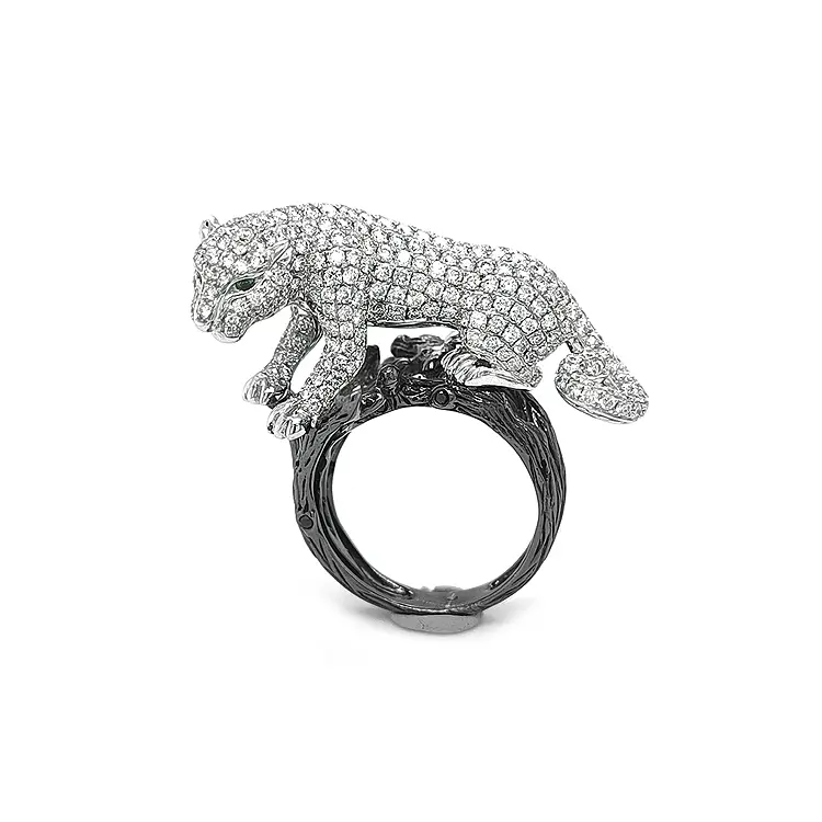 Nhẫn vàng đính kim cương