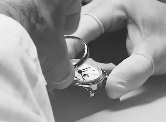 10. Lắp đặt vỏ máy và máy