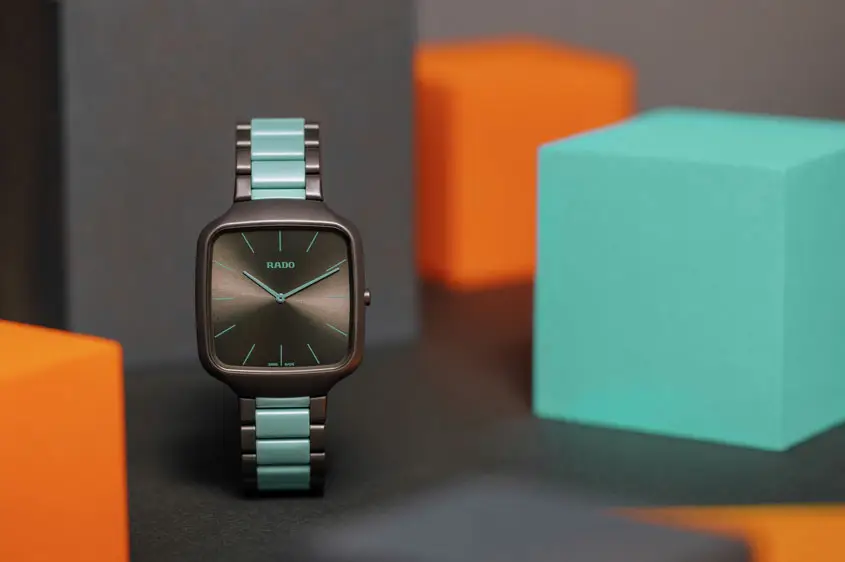 Một nét chấm phá của chủ nghĩa chức năng trong mẫu đồng hồ nam cao cấp Le Corbusier của Rado