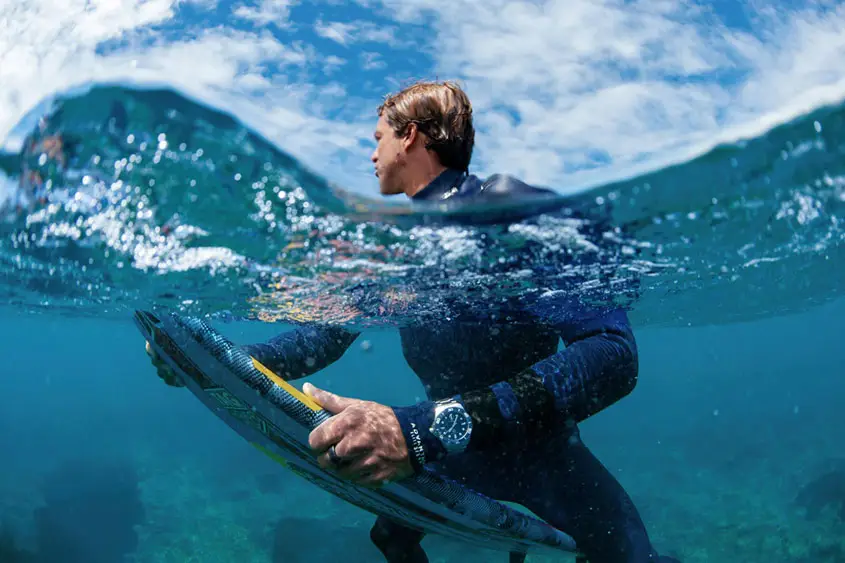 TAG Heuer Aquaracer Professional 300: Đồng hồ lặn cao cấp với di sản đáng kinh ngạc