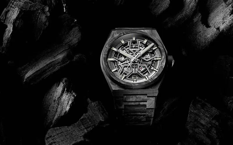 Zenith Defy Classic Carbon: Cách mạng về độ nhẹ và thiết kế sáng tạo