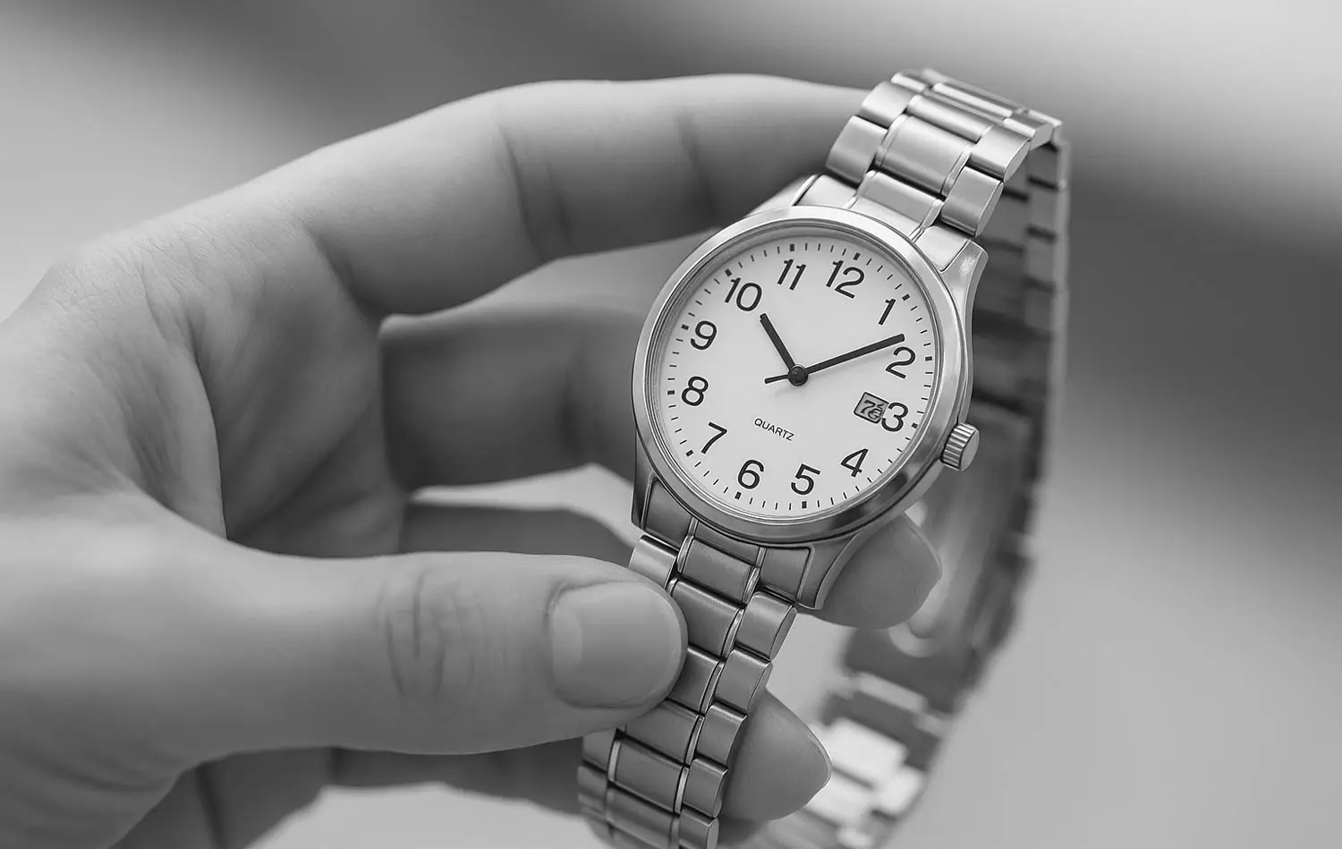 1. Mang theo đồng hồ của bạn đã mua tại BENY.