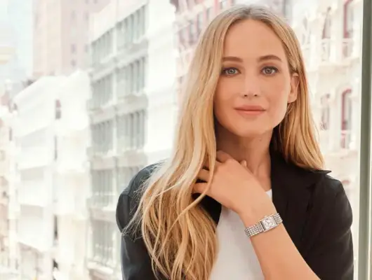 Jennifer Lawrence tỏa sáng trong chiến dịch quảng cáo mới của đồng hồ Longines Mini DolceVita